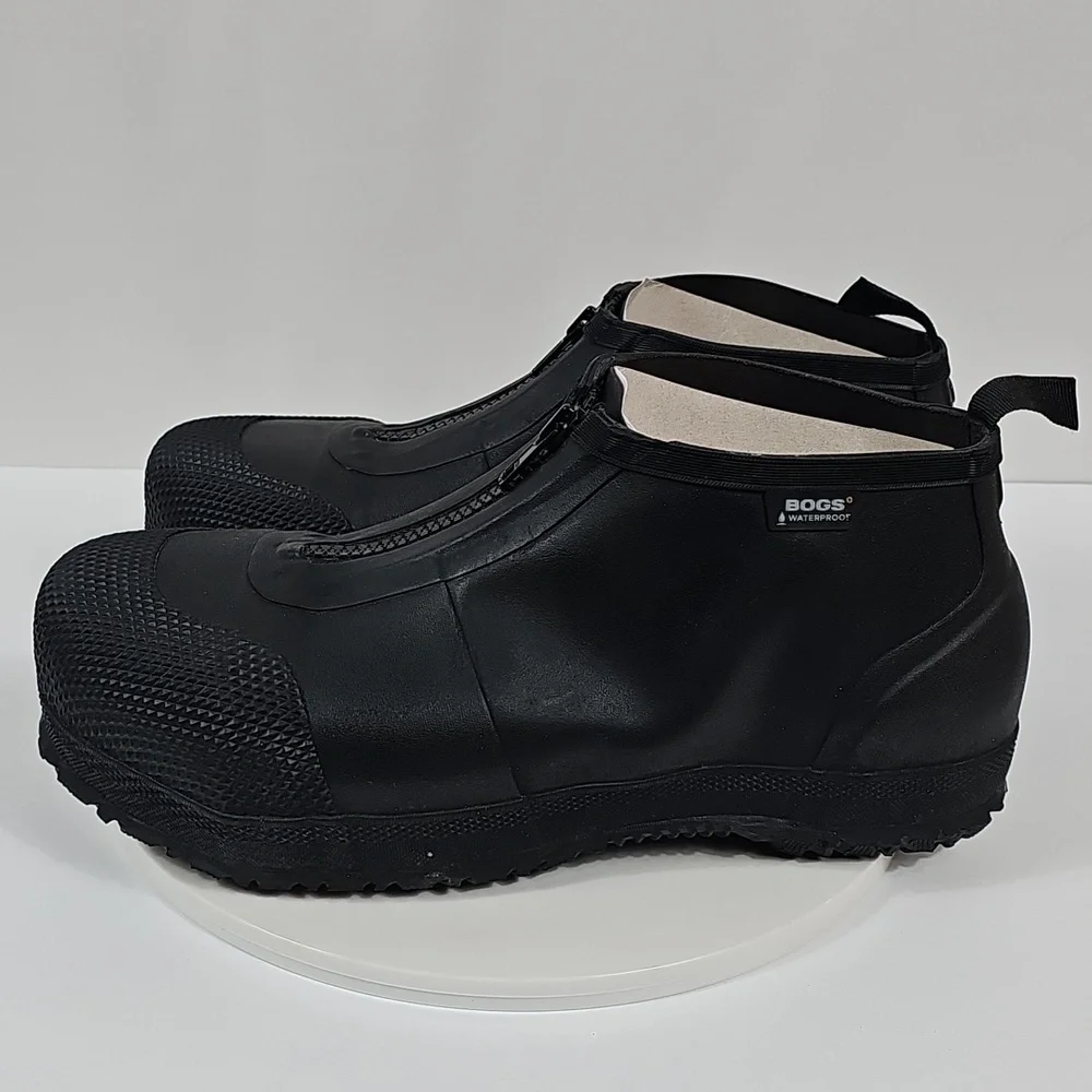 NIB Bogs Overshoe Zip Comp Toe Rain Boots Unisex 11 Black Waterproof Work Shoe